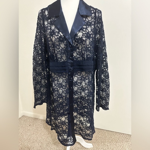 Susan Graver Navy Sheer Lace Button Front Tunic Blouse Sz PXL - Picture 2 of 7